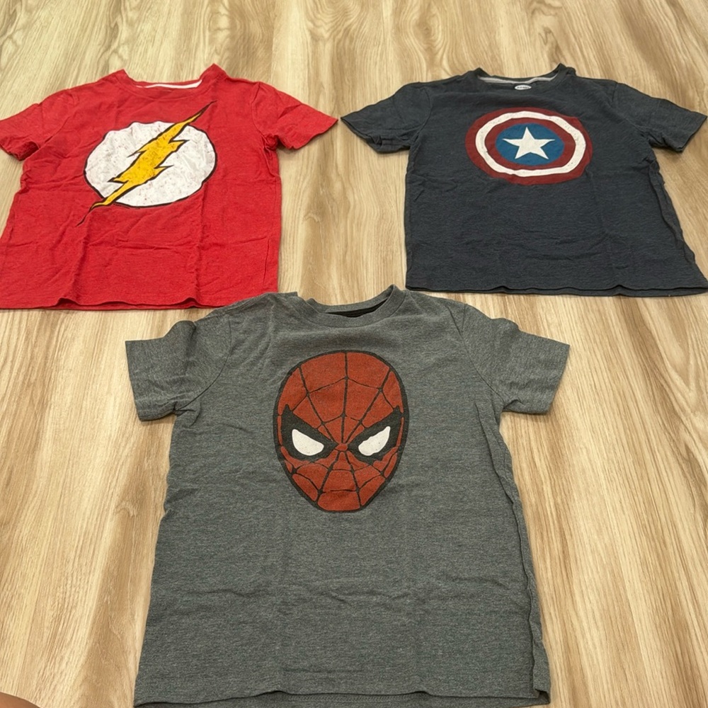 Old navy super hero tshirts size 6/7: flash, captain America and spiderman